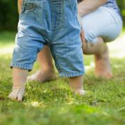 Crèches familiales : le CNAMCF demande un statut « à part entière »